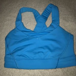 Luluemon sports bra size 2!